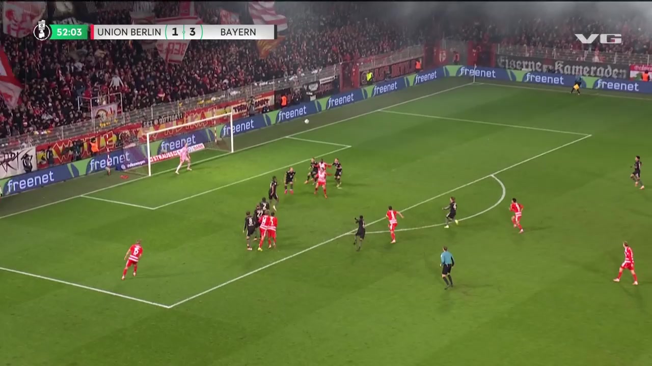 凯恩禁区内犯规送点奎菲尔德点射破门梅开二度