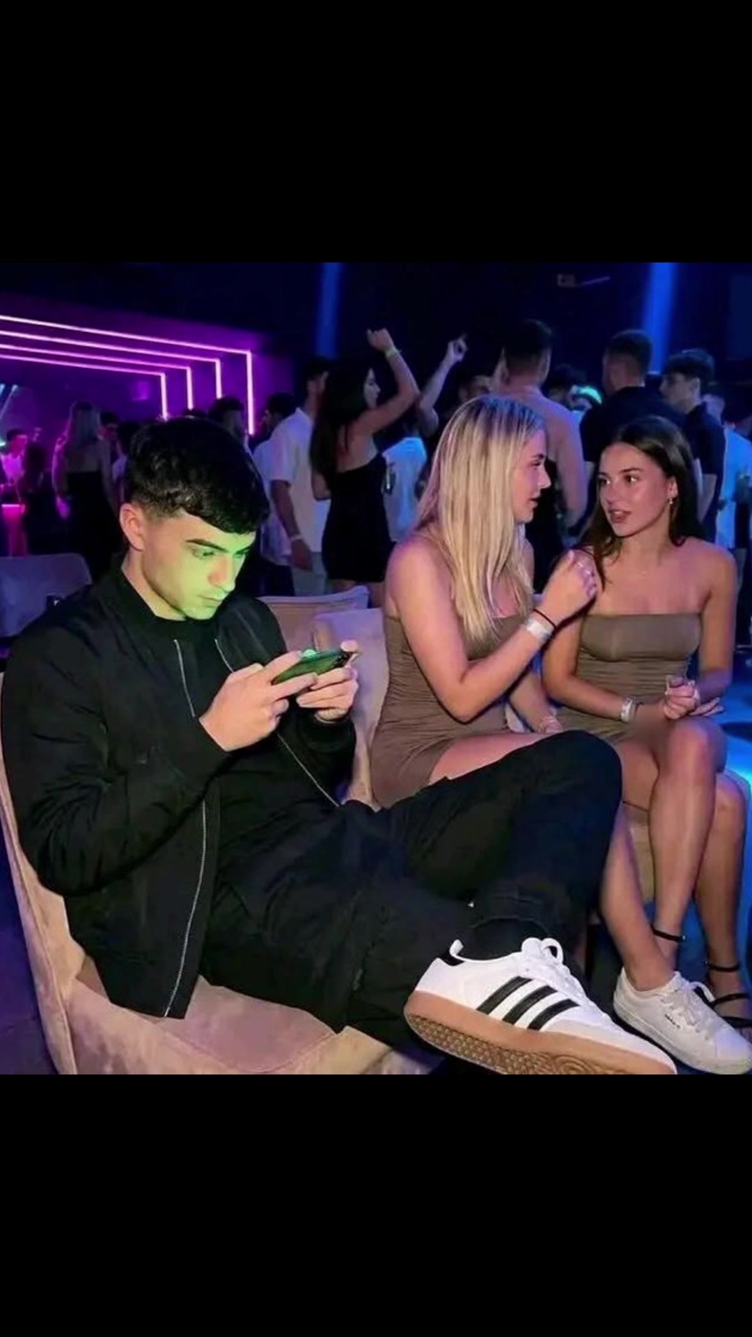 佩德里女人休想耽误我玩游戏