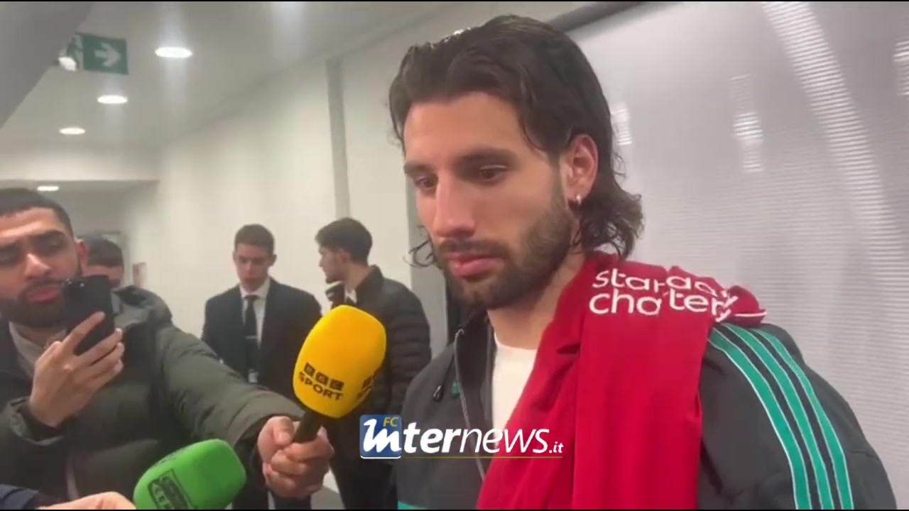 记者索博你对点球怎么看国米球迷很生气索博找裁判去