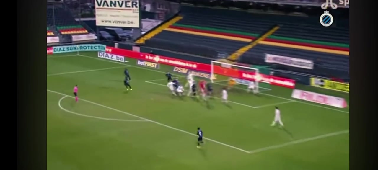 秘密武器名场面拉门斯17岁时欧青联对阵皇马的头球绝杀